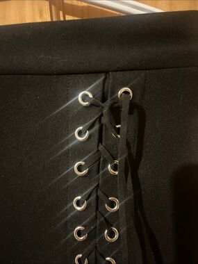 JLY Lace-Up Pencil Skirt - Women